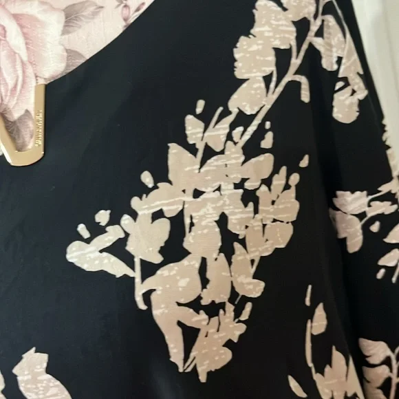 Calvin Klein blouse new no tags - Picture 3 of 5